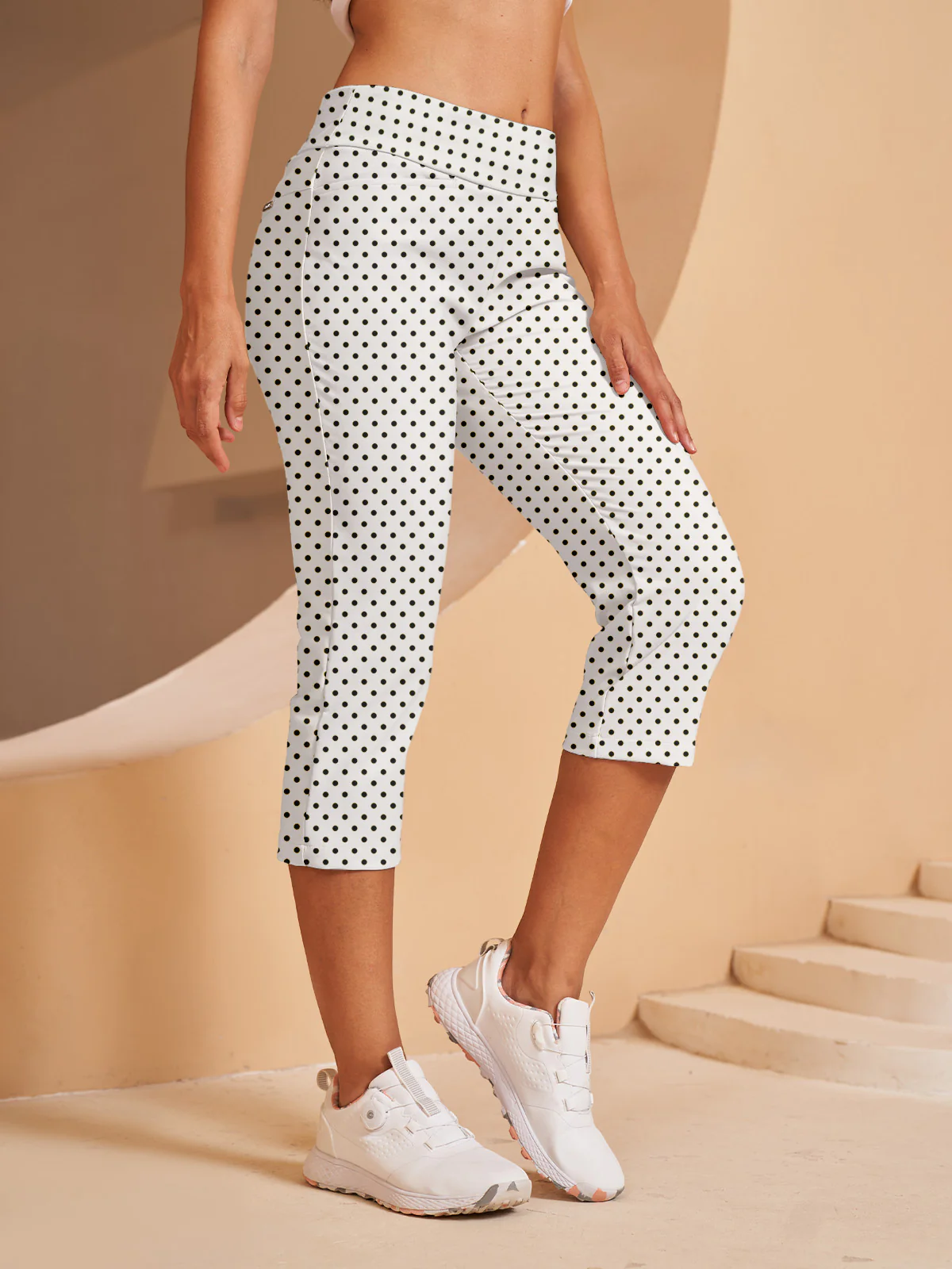 EAGLE 22 Inch Performance Stretch Capri Pants
