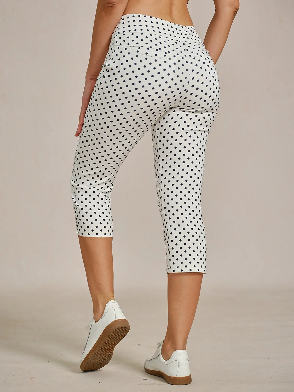 EAGLE 22 Inch Performance Stretch Capri Pants - Image 3