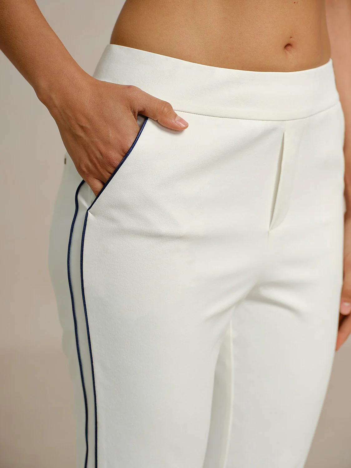 Eagle 28 Inch Performance Stretch Trimmed Ankle Pants - Image 21