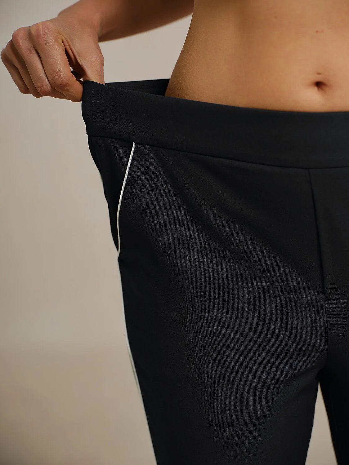 Eagle 28 Inch Performance Stretch Trimmed Ankle Pants - Image 39