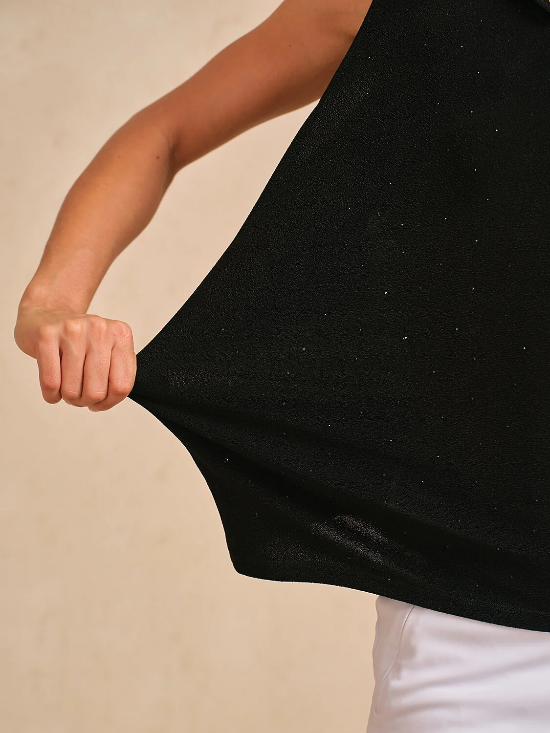 Luxe Limited Edition Sparkle V Neck Golf Tank Top - Image 4
