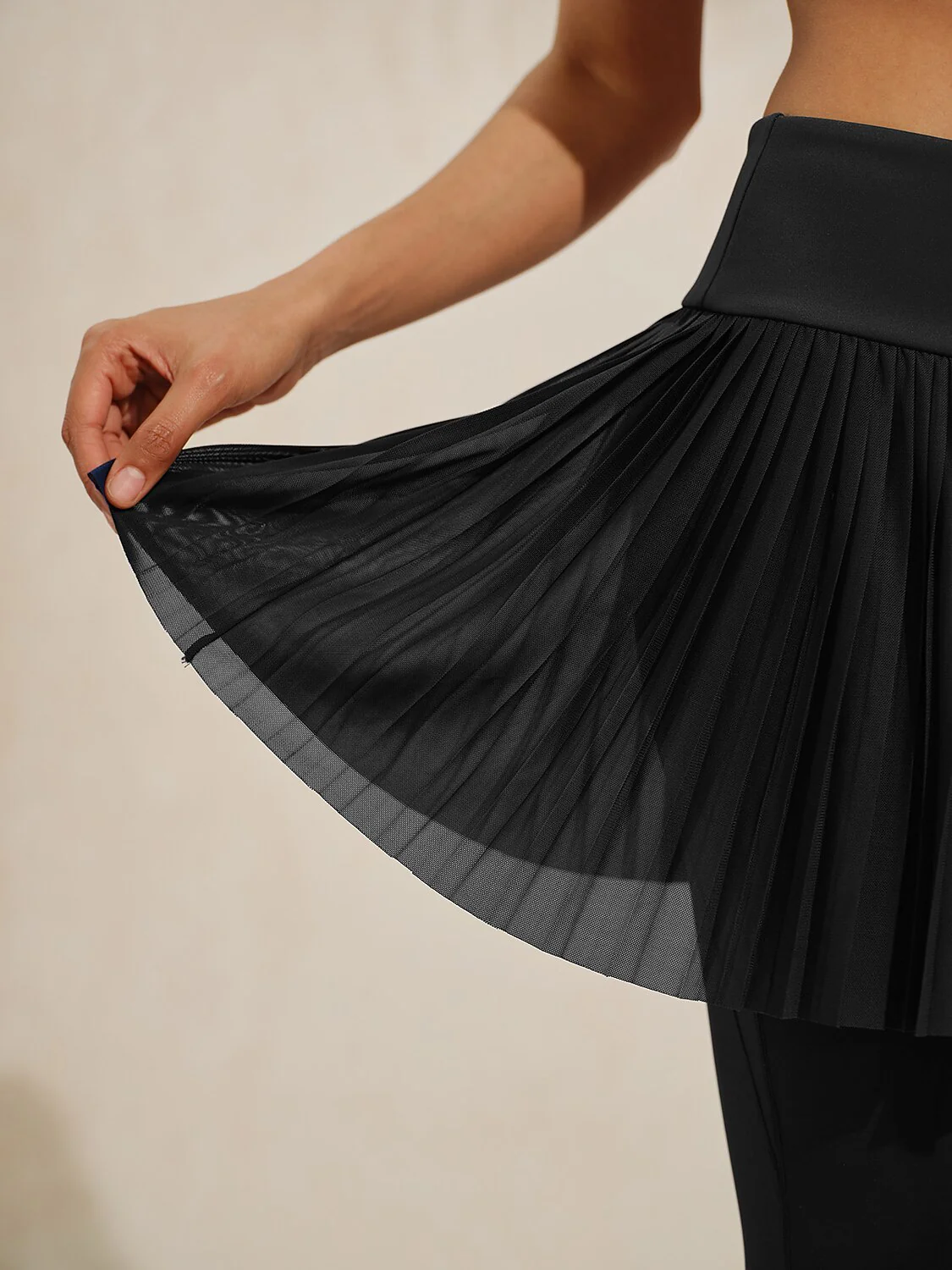 More Than Basic 37 Inch Pleated Mesh Skeggings - Image 3
