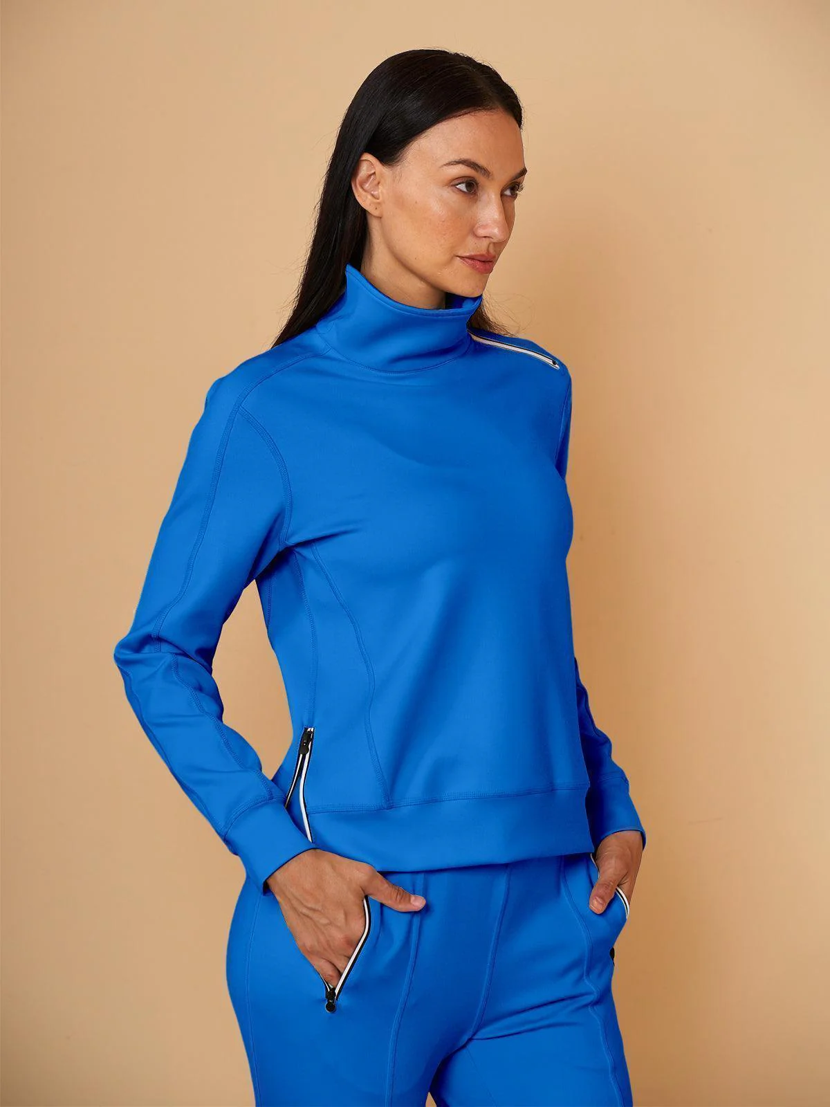 More Than Basic Irregular Collar Golf Sweatshirt - Image 17