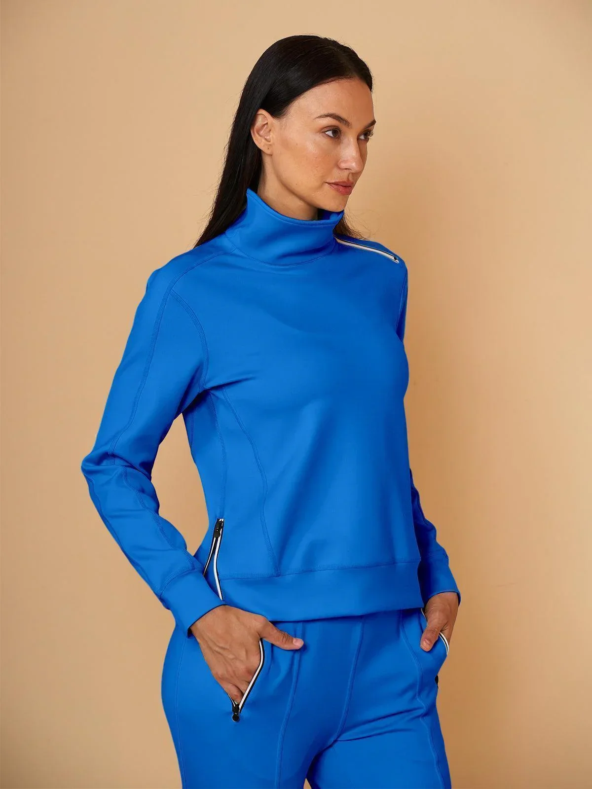 More Than Basic Irregular Collar Golf Sweatshirt - Image 15
