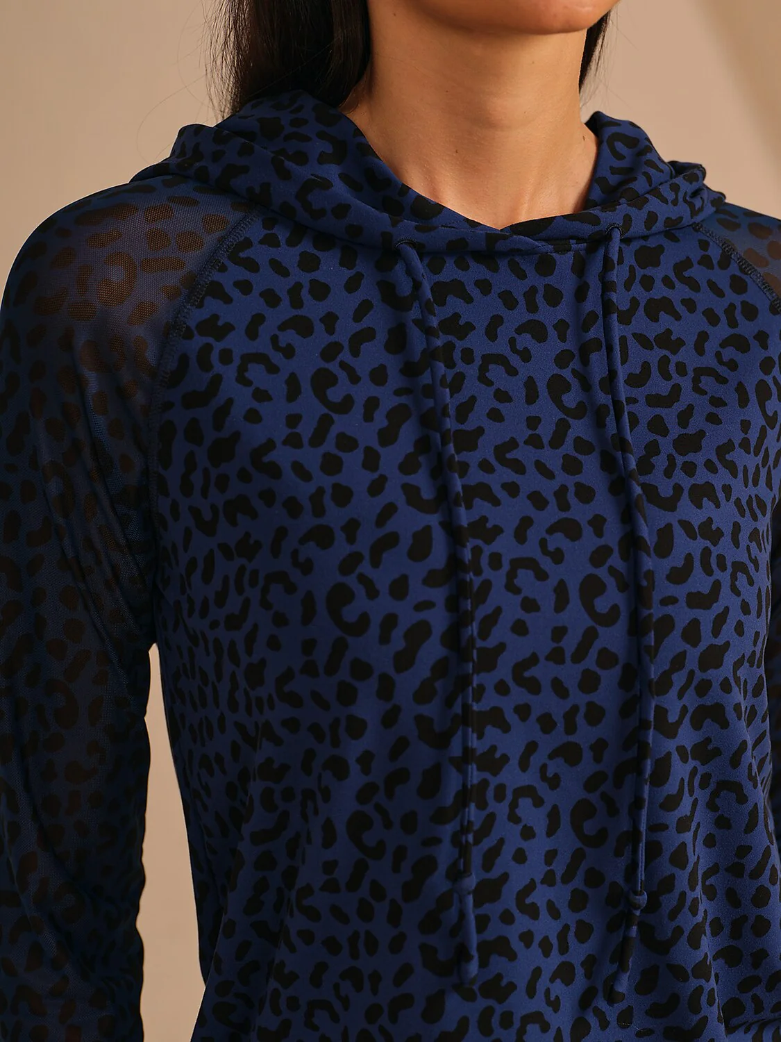 More Than Basic Leopard Mesh Golf Hoodie - Image 3