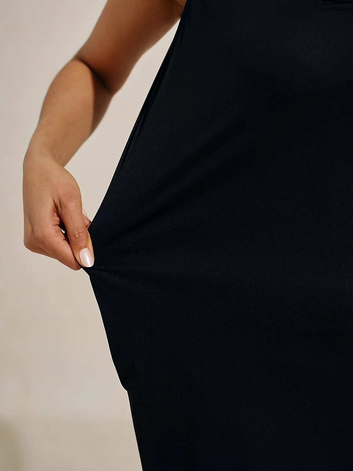 More Than Basic Ruffle V-Neck Sleeveless 36.5 Inch Dress UPF50+ - Image 5