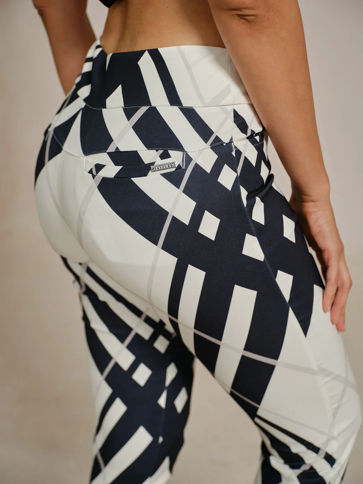 Not So Classic 28 Inch Performance Stretch Ankle Pants - Image 4