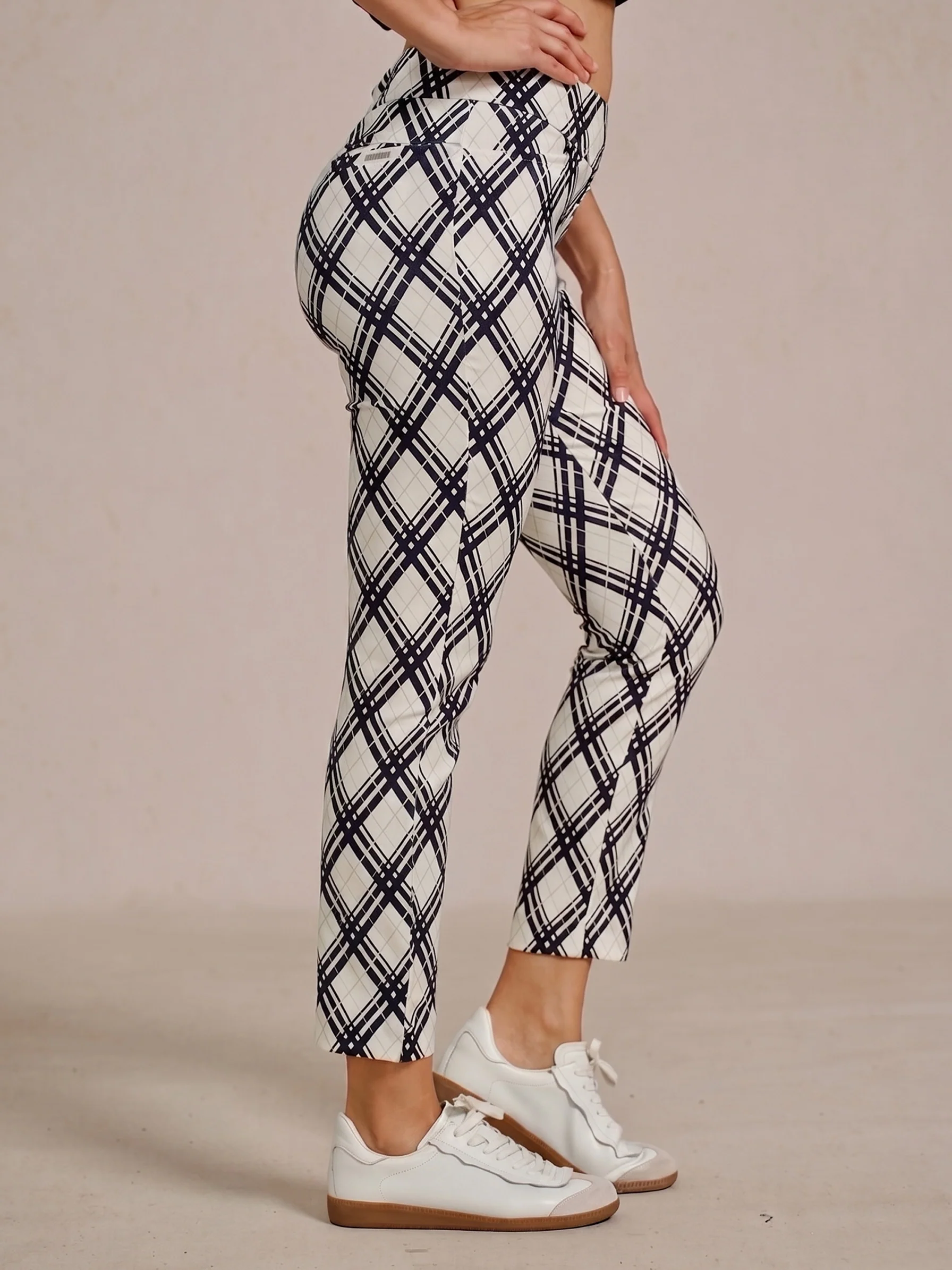 Not So Classic 28 Inch Performance Stretch Ankle Pants - Image 5