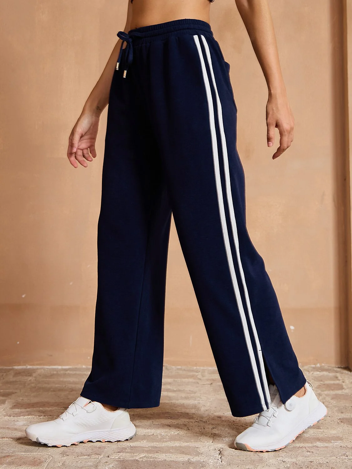 UltraSoft Velour 40 Inch Stretch Drawstring Wide Leg Pants - Image 11