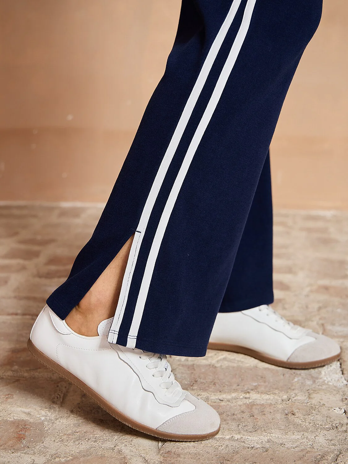 UltraSoft Velour 40 Inch Stretch Drawstring Wide Leg Pants - Image 5