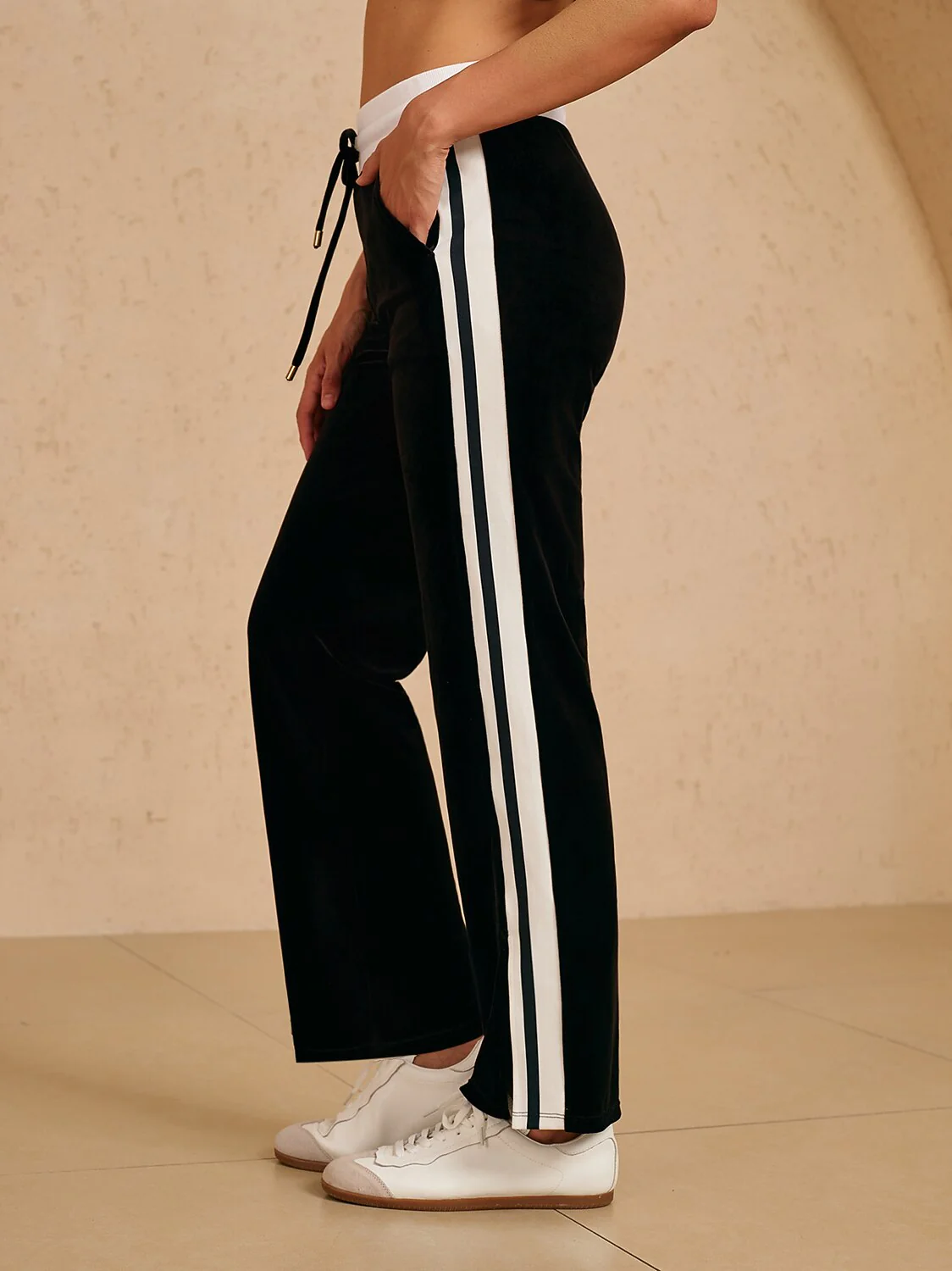 UltraSoft Velvet 40 Inch Stretch Drawstring Wide Leg Pants - Image 14