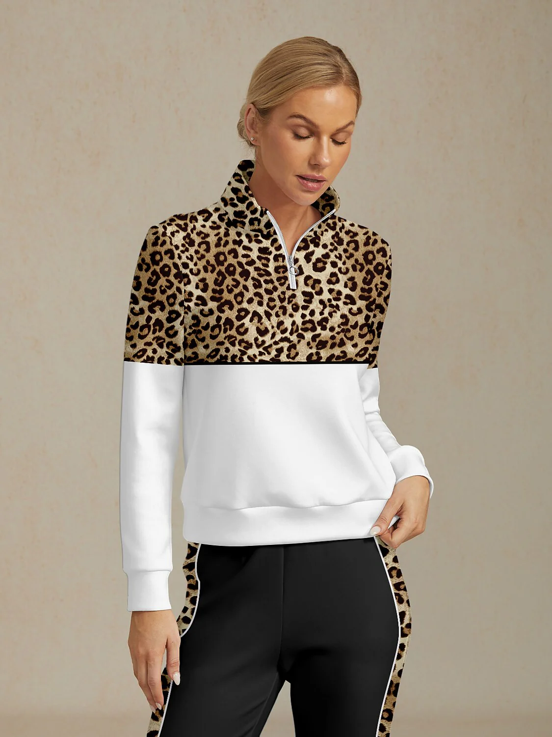 Wildlife Party Golf Sweatshirt - Image 12
