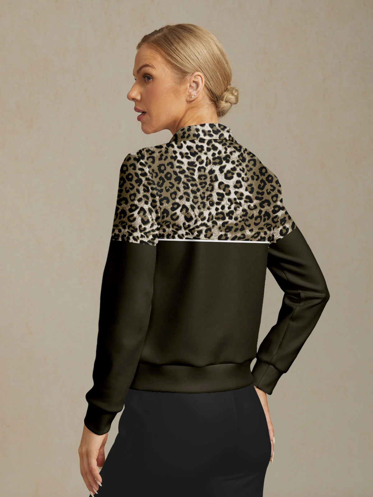 Wildlife Party Golf Sweatshirt - Image 26